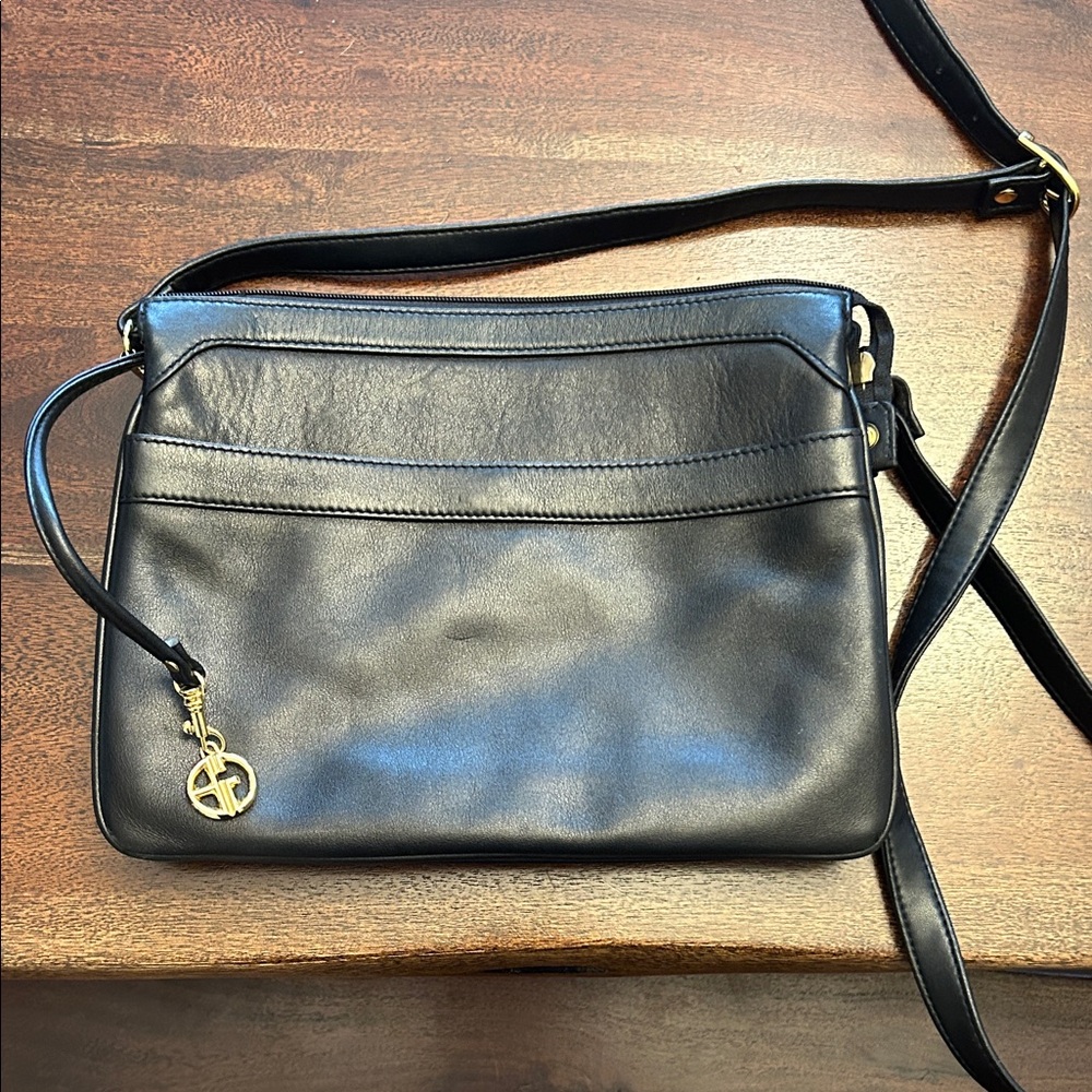 Giani Bernini Black Leather Shoulder Bag